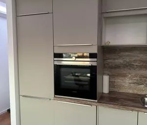 2 Zimmer Dachterrassenwohnung - Voll Möbliert - 42m2 - RENOVIERT! - nähe Troststraße U1 - Foto 1