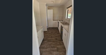 Country Living - Photo 3