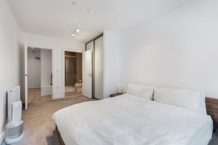 Osiers Road, SW18, London - Photo 3