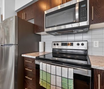 For Lease - 16 Concord Place Unit# 218, Grimsby, Ontario - Photo 3