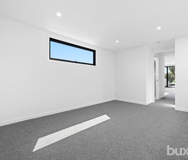 Brand New 4 Bedroom, 3 Bathroom Plus Study Home In Sought-After Loc... - Photo 1