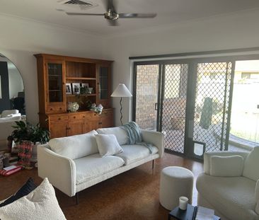 Spacious 4-Bedroom Family Home with Pool in Wishart - Photo 3