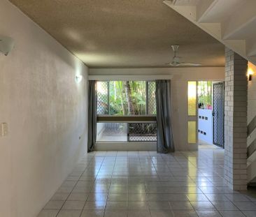 4/70 Cook Street - Photo 1