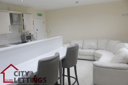 8 bedroom flat share to rent - Photo 2