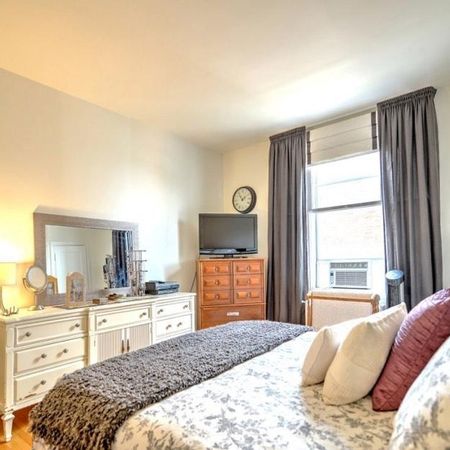 4 1/2 meublé Quartier Montcalm Québec - Furnished 2-bedroom apartment in the Montcalm district, Québec City - Photo 3