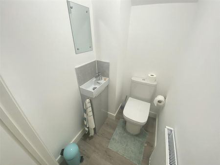 2 bedroom House To Let - Photo 5