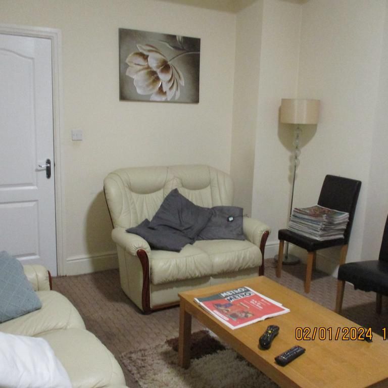 1 bedroom house of multiple occupation to rent - Photo 1