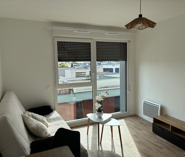 Location Appartement 1 pièce 27m² - Photo 3