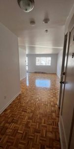 2 CH - 1 SDB - Saint-Eustache - $1,450 /mo - Photo 3