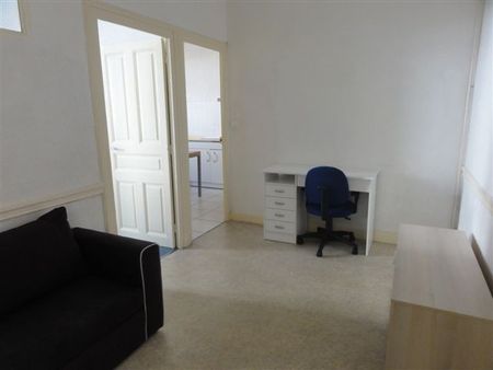 Location Appartement 2 pièces 34m² LE CREUSOT 71200 - Photo 4