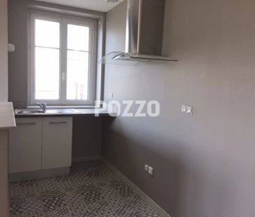 A LOUER APPARTEMENT F2 CENTRE VILLE DE VIRE (14) - Photo 1