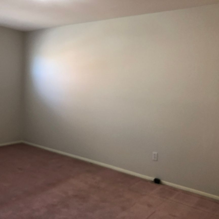 For Lease - 12 Painswick Crescent, Toronto, Ontario - Photo 1