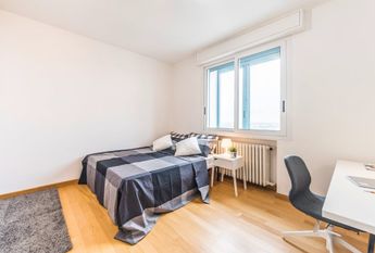 Piazzale Stazione, Padova, Veneto 35131