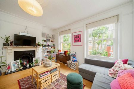 Stapleton Hall Road, Finbsury Park, N4 - Photo 2