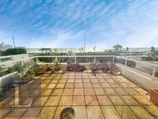 3 bedroom apartment to rent - Photo 1