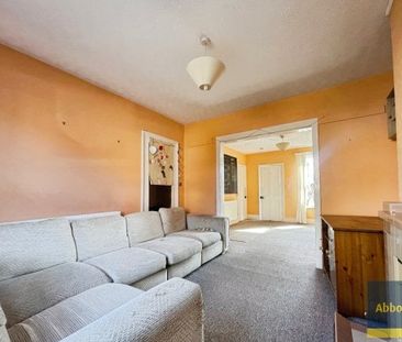 Martin Road, Ipswich - Photo 1