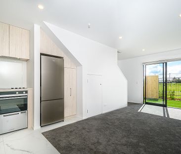 9/87 Taikata Road, Te Atatu Peninsula - Photo 1