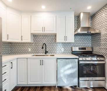 For Lease - 1352 Highway 8-Main Expressway, Hamilton, Ontario - Photo 4