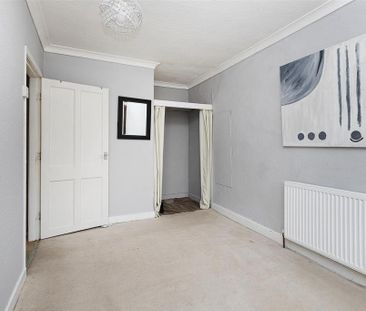 1 bedroom semi-detached house to rent - Photo 2