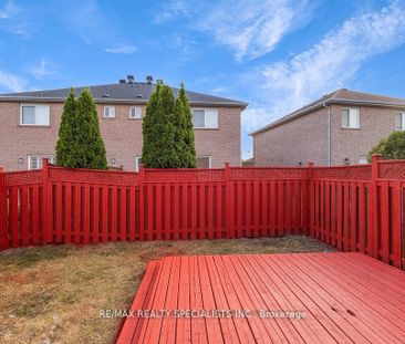 For Lease - 42 Trumpet Valley Boulevard, Brampton, Ontario - Photo 3
