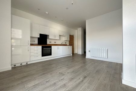 Edinburgh Gate - Photo 5