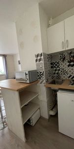 Location Appartement 1 pièce 18m² - Photo 3