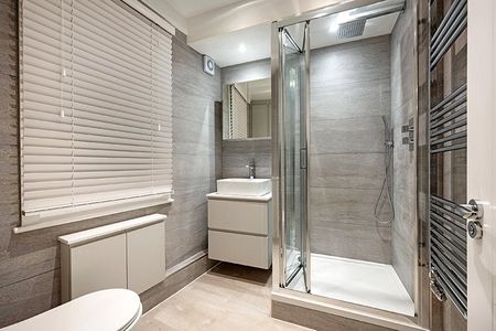 Neville Court, Abbey Road, St Johns Wood, London, NW8 9DB - Photo 5