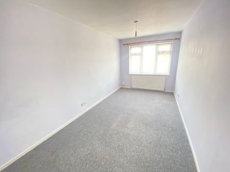 Bellgate, Hemel Hempstead - Photo 2