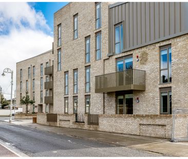 Three Bedrooms @ Rockpoint, Newtown Avenue, Blackrock, County Dublin. - Photo 3