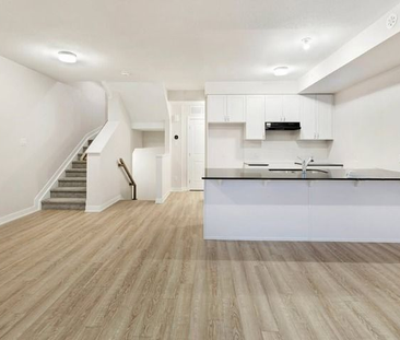 For Lease - 736 Mishi Private, Manor Park - Cardinal Glen and Area,... - Photo 4