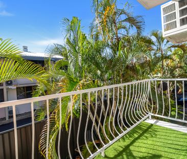 Stylish 2-Bedroom Unit in Prime Cairns North Location (Unfurnished) - Photo 3