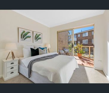 Spacious, modern Townhouse - Photo 4