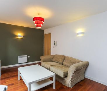 1 bedroom apartment to rent - Photo 2