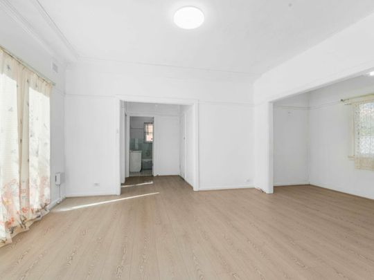 52 Passiefield Street, Liverpool NSW - Photo 1