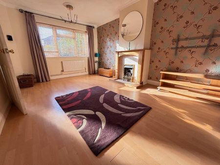 3 bedroom semi-detached house to rent - Photo 3