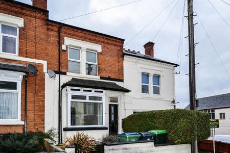 3 bedroom terraced house to rent - Photo 2