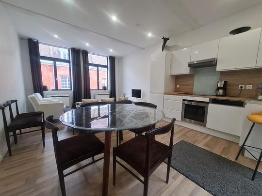 Appartement à Louer à LILLE 1650 € - Photo 1