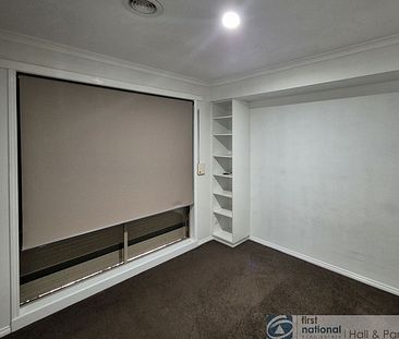 34 Andrea Crescent, Cranbourne North - Photo 3