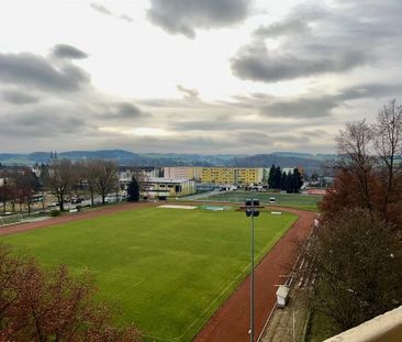 Helle 4-Raum-Wohnung mit zwei Balkonen und saniertem Bad im 4. OG - Photo 5