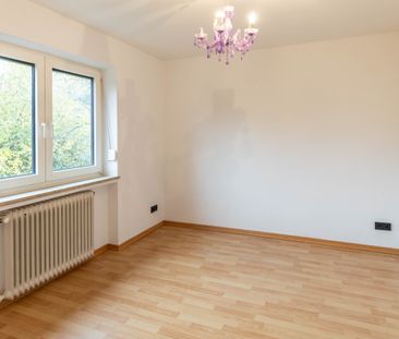 Liebevoll renoviertes Familienhaus in ruhiger Wohnlage von Haar - Photo 2