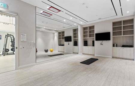 For Lease - 28 Ann Street Unit# 323, Mississauga, Ontario - Photo 2