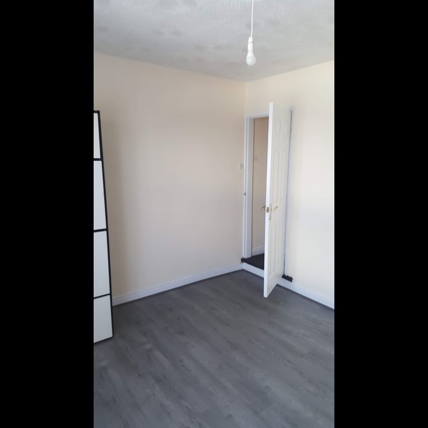 2 Bed Terraced House, Westbury Road, B17 - Photo 1