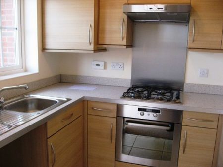 Taurus Avenue, North Hykeham, Lincoln, LN6 - Photo 4