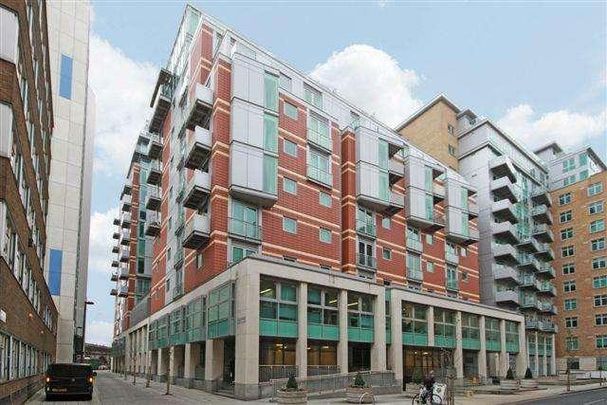 Salamanca Place,vauxhall, London, SE1 - Photo 1
