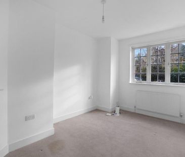 2 bedroom maisonette to rent - Photo 4