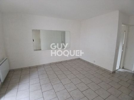 SOISSONS : appartement T1 (35 m²) en location - Photo 2