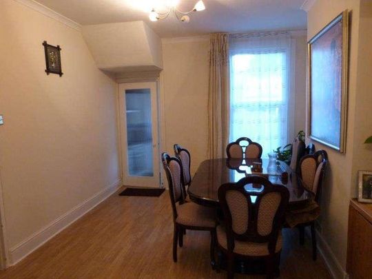 Hawthorn Road, Edmonton, N18 - Photo 1