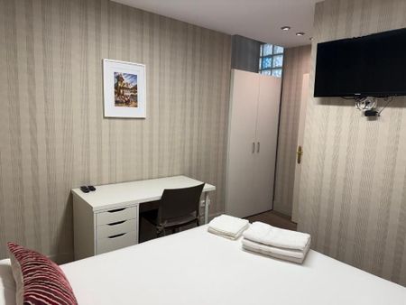 3 room luxury Apartment for rent in Bilbao, Spain - Photo 5