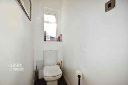 2 bedroom apartment to rent - Photo 5