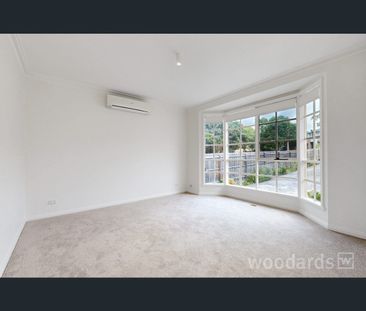 2/54 Riverview Terrace, Bulleen, Vic 3105 - Photo 2